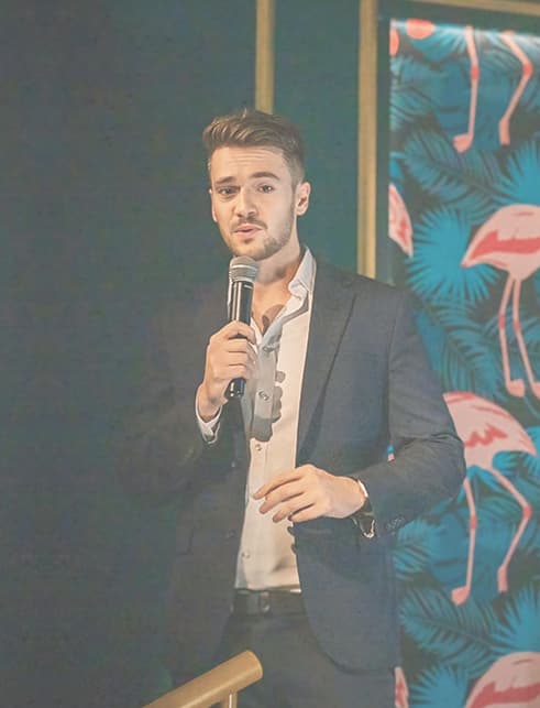 James Nicholas FPFS — Chartered Financial Planner and Financial Adviser in Dubai